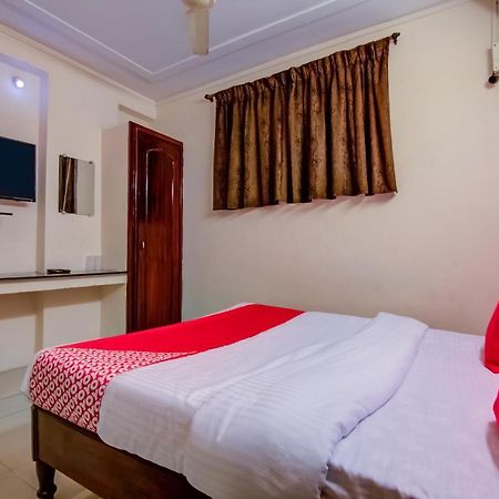 Oyo Hotel Lakshmi Paradise Вишакхапатнам Экстерьер фото