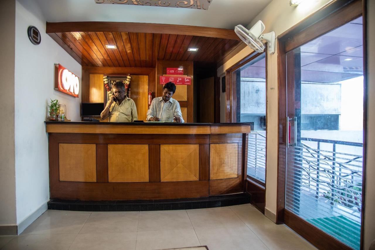 Oyo Hotel Lakshmi Paradise Вишакхапатнам Экстерьер фото